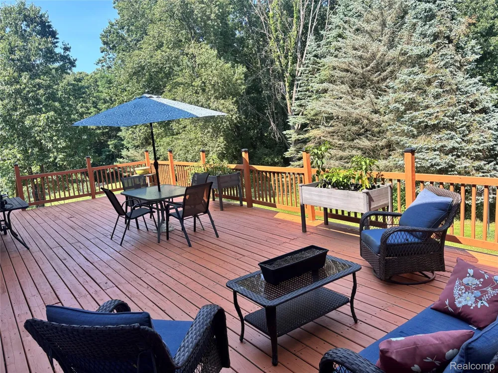 17301 Donohue Road Unadilla Township, MI 48169