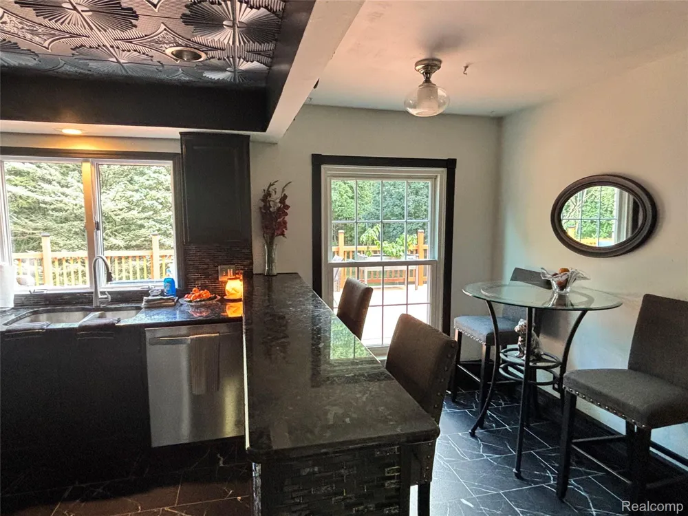 17301 Donohue Road Unadilla Township, MI 48169