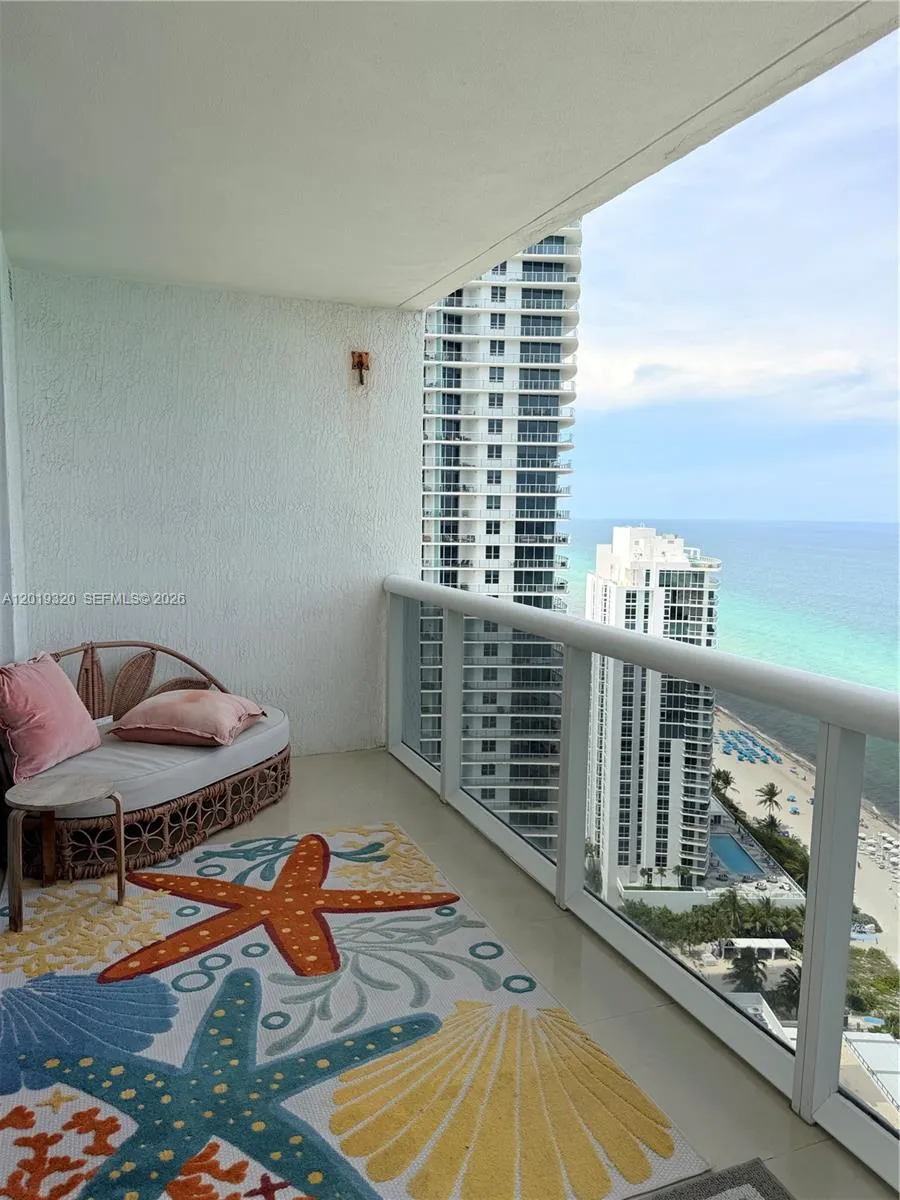 1800 S Ocean Dr #3002 Hallandale Beach, FL 33009