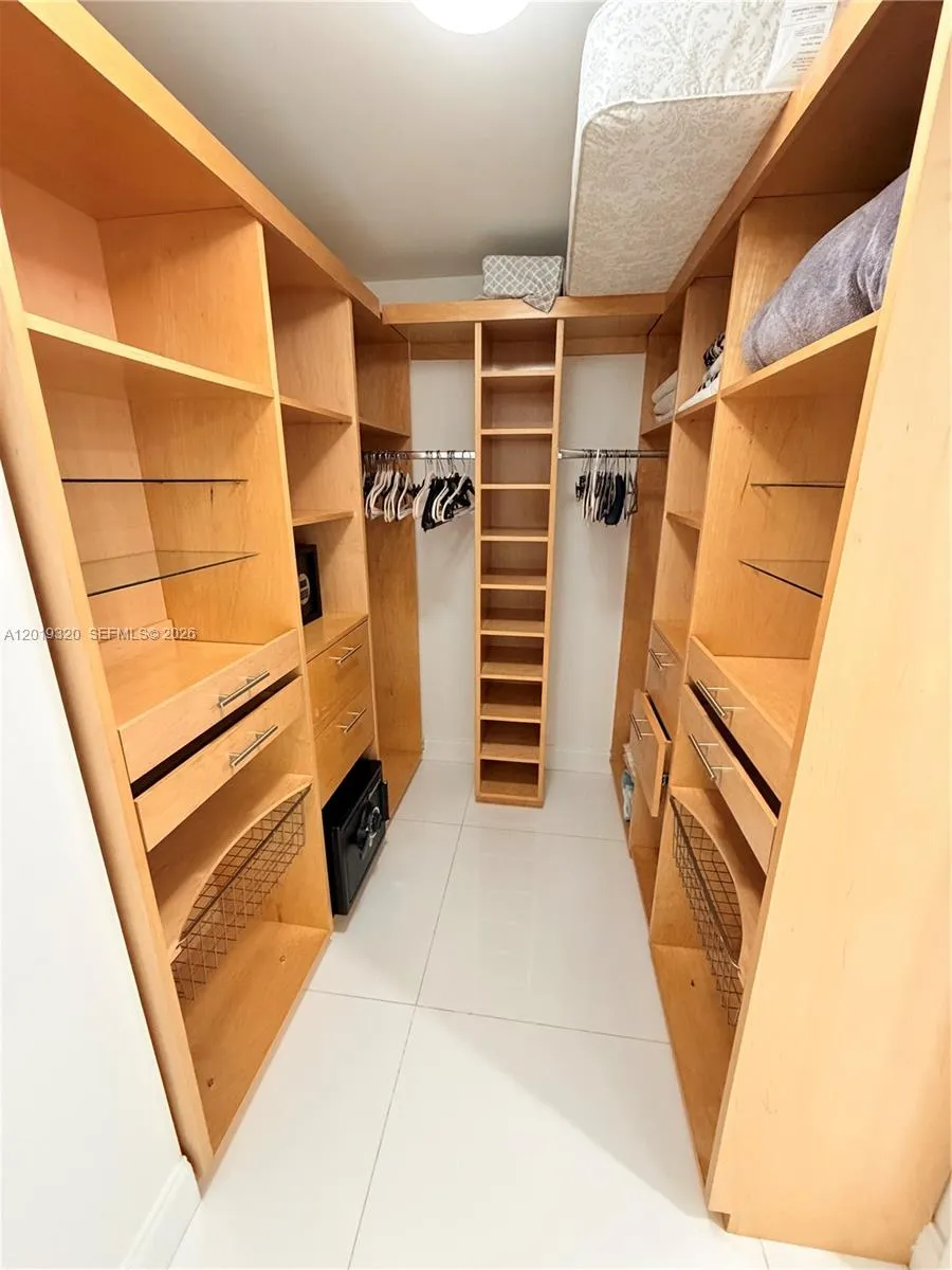 1800 S Ocean Dr #3002 Hallandale Beach, FL 33009