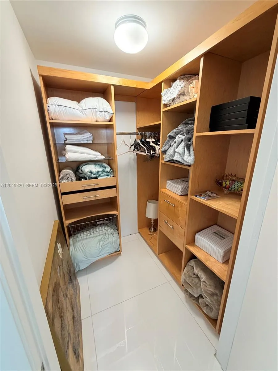 1800 S Ocean Dr #3002 Hallandale Beach, FL 33009