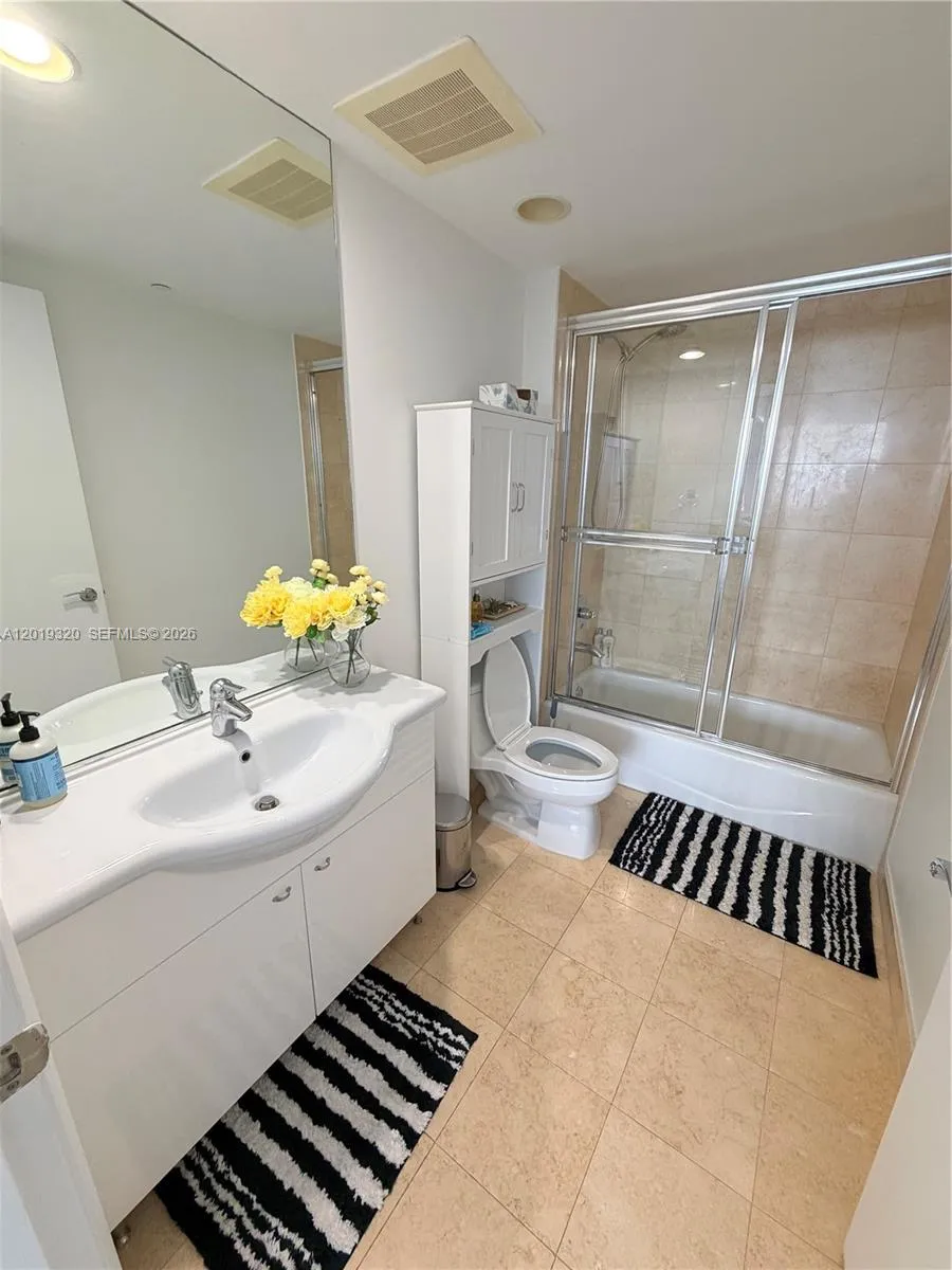 1800 S Ocean Dr #3002 Hallandale Beach, FL 33009