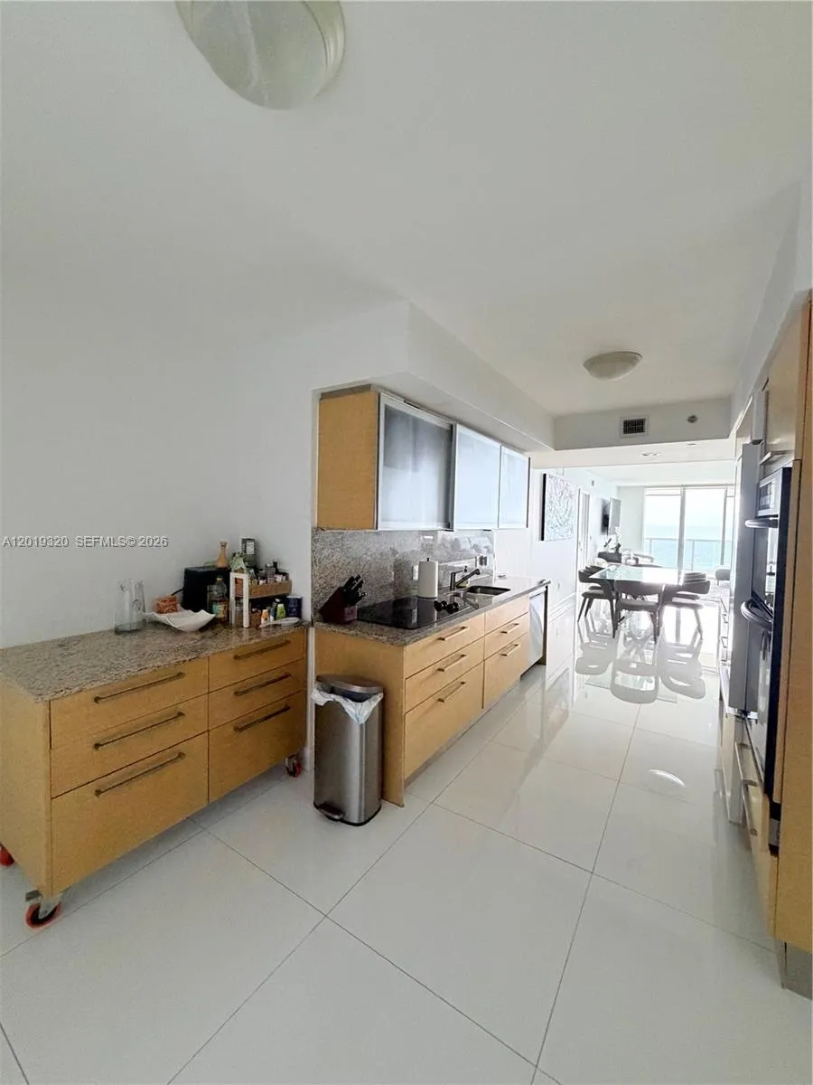 1800 S Ocean Dr #3002 Hallandale Beach, FL 33009