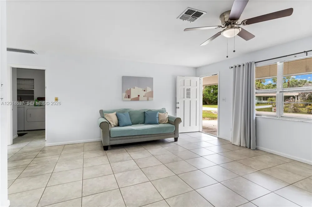 326 Belfast Sebastian, FL 32958