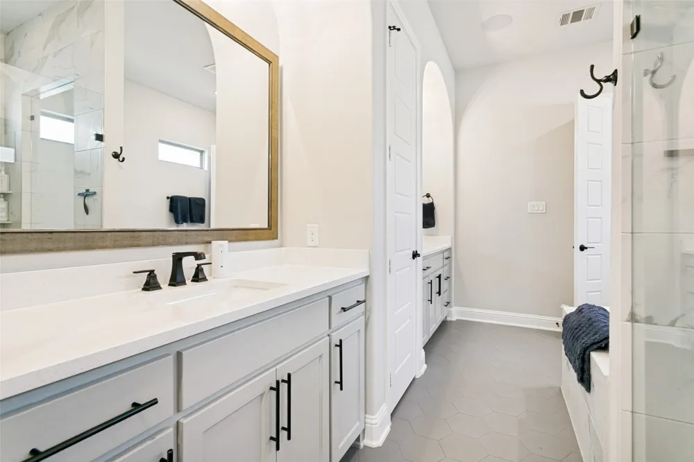 3709 Dame Cara Way Lewisville, TX 75056