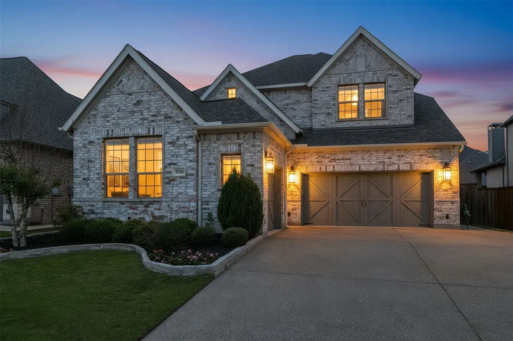 3709 Dame Cara Way Lewisville, TX 75056