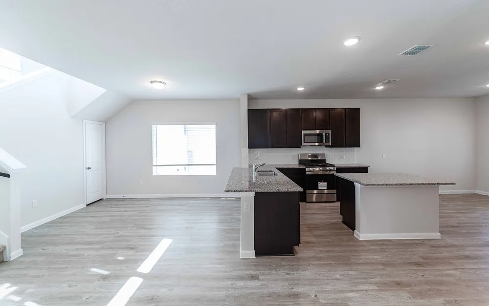 372 Kenai Drive Kyle, TX 78640