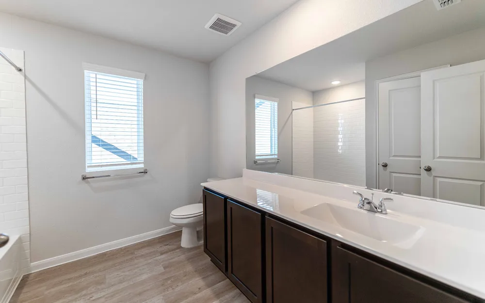 372 Kenai Drive Kyle, TX 78640