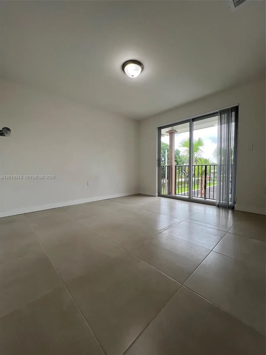 199 Redland Rd #B5 Florida City, FL 33034