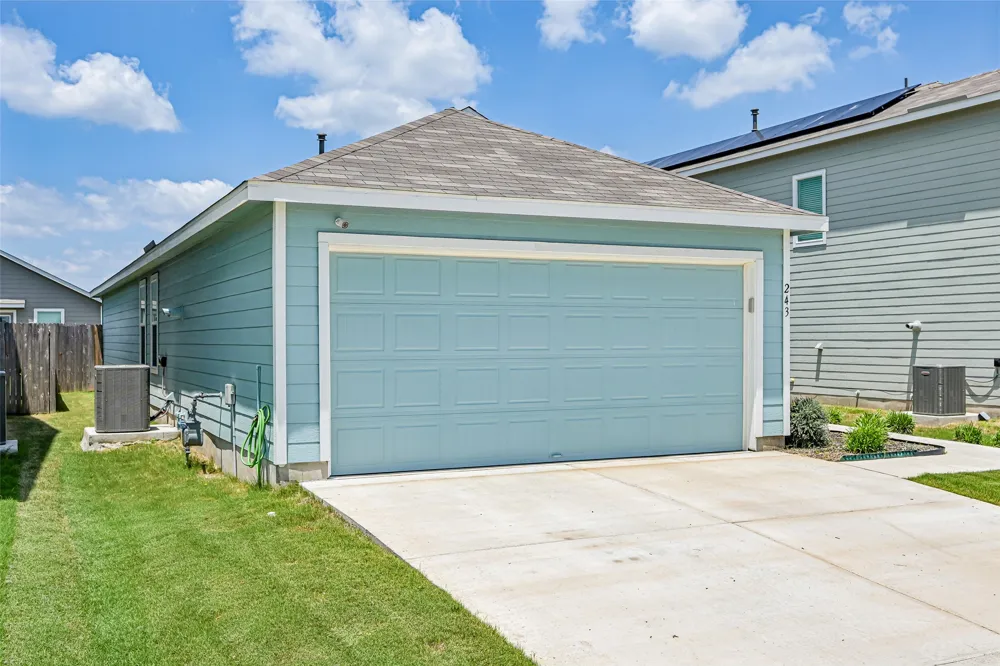243 Basalt Drive Maxwell, TX 78656