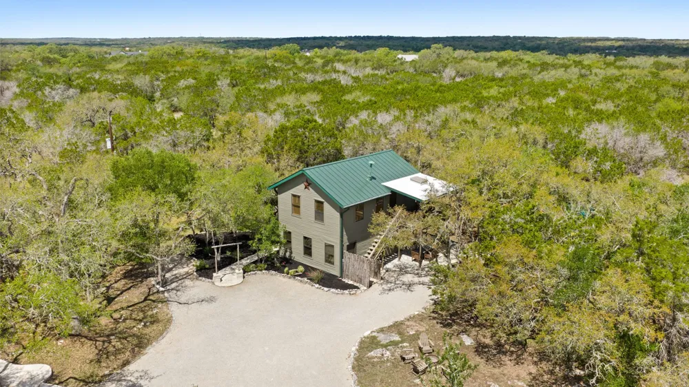 8101 FM 3237 Driftwood, TX 78619