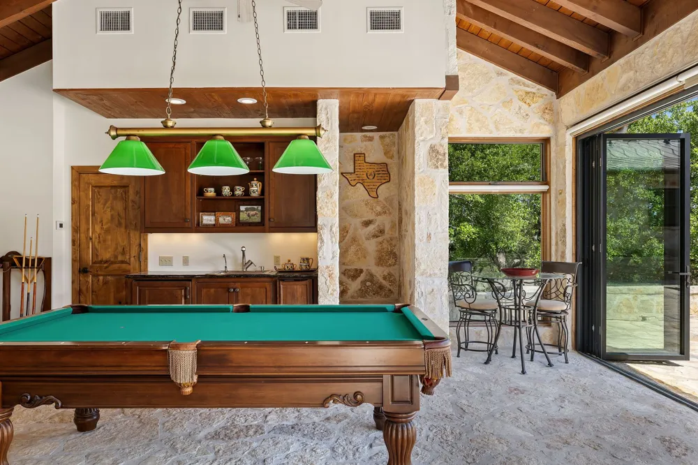 8101 FM 3237 Driftwood, TX 78619