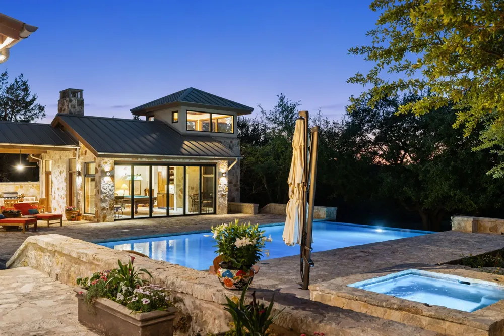 8101 FM 3237 Driftwood, TX 78619
