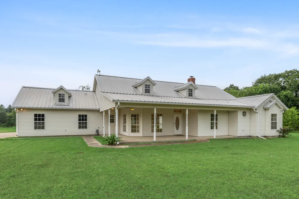 7644 County Rd 302 Road Terrell, TX 75160