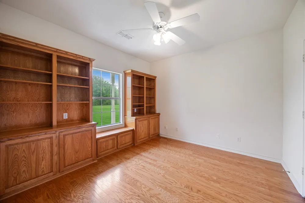 7644 County Rd 302 Road Terrell, TX 75160