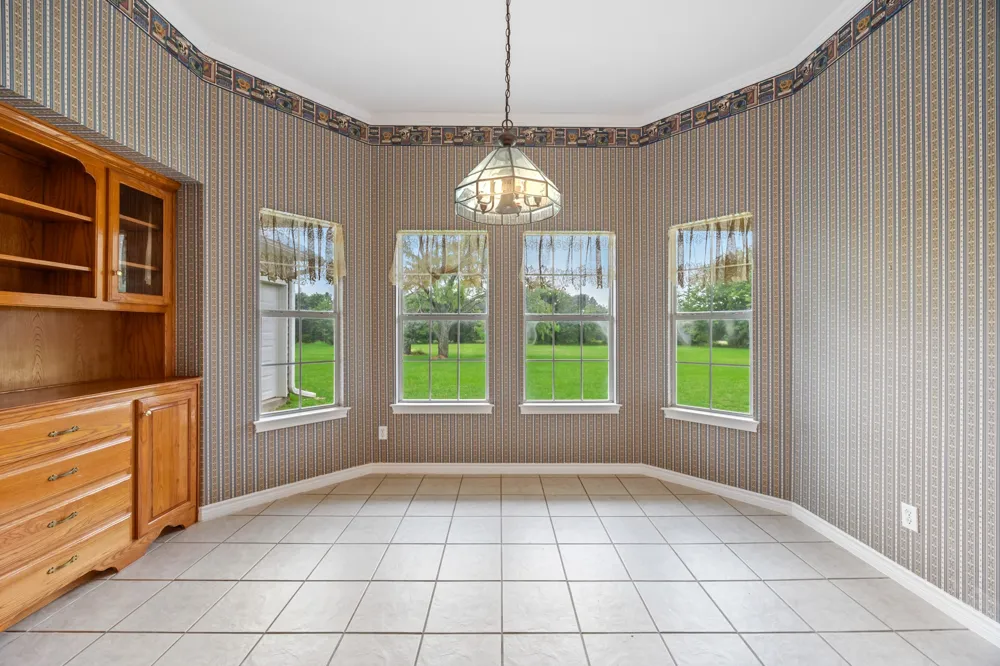 7644 County Rd 302 Road Terrell, TX 75160