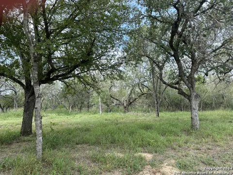 20588 S State Highway 16