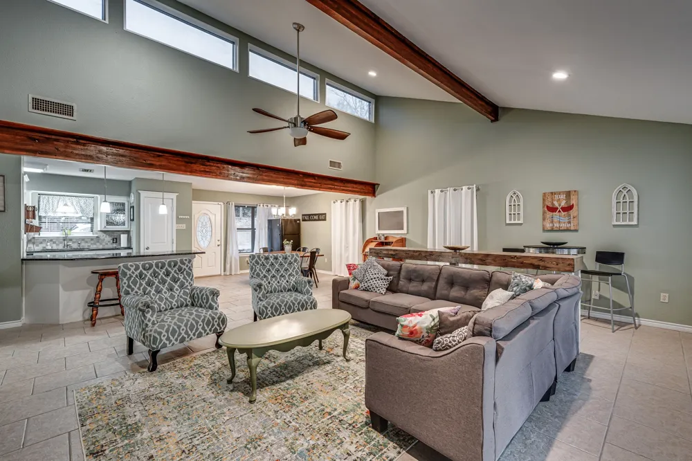309 Lakewood Drive Waxahachie, TX 75165
