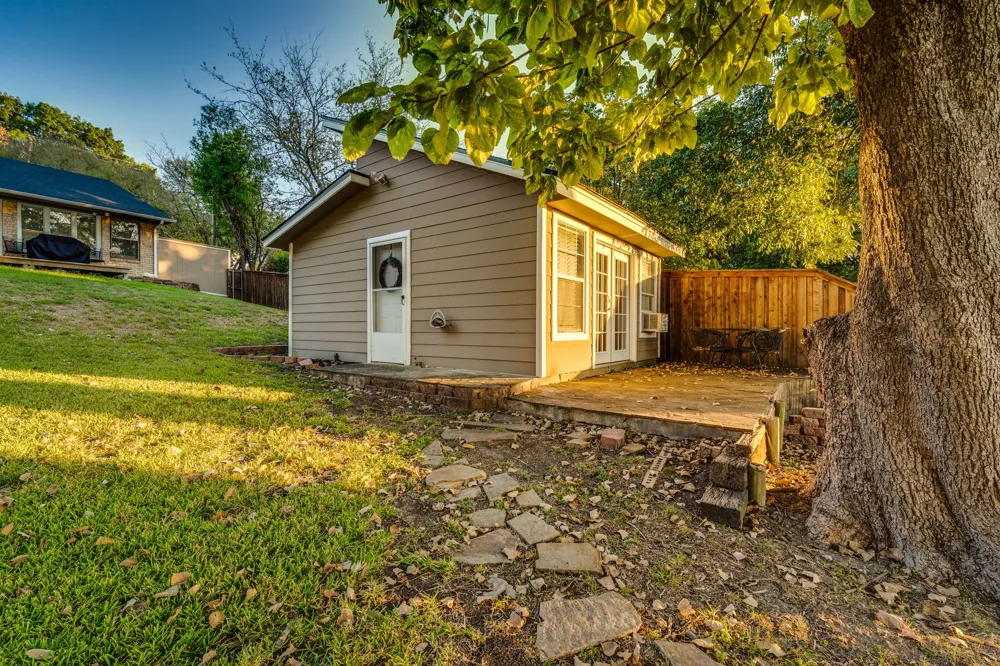 309 Lakewood Drive Waxahachie, TX 75165