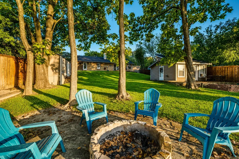 309 Lakewood Drive Waxahachie, TX 75165