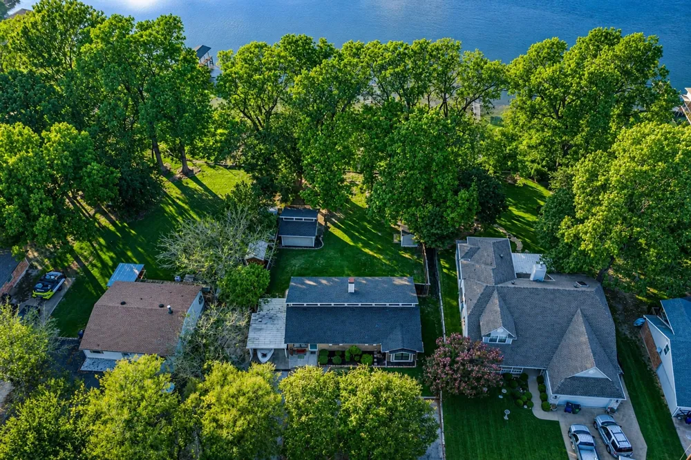 309 Lakewood Drive Waxahachie, TX 75165