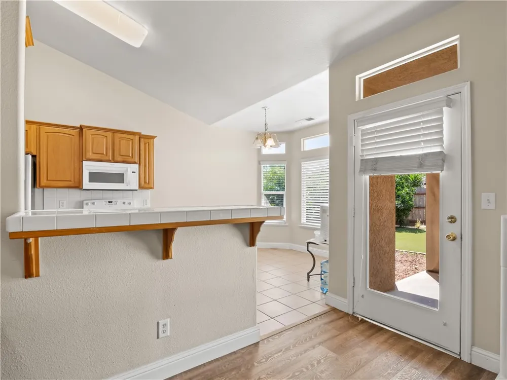 6249 W Dovewood Fresno, CA 93723