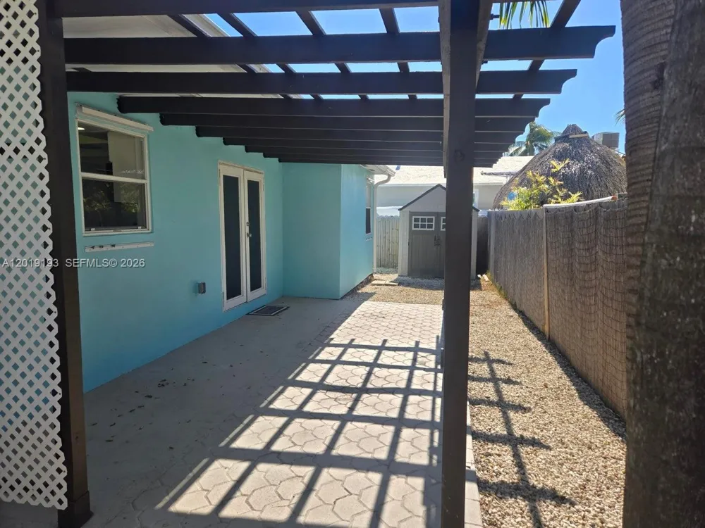 37 Orange Dr Key Largo, FL 33037