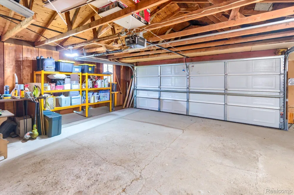 9254 Genesee Road Thetford Township, MI 48458