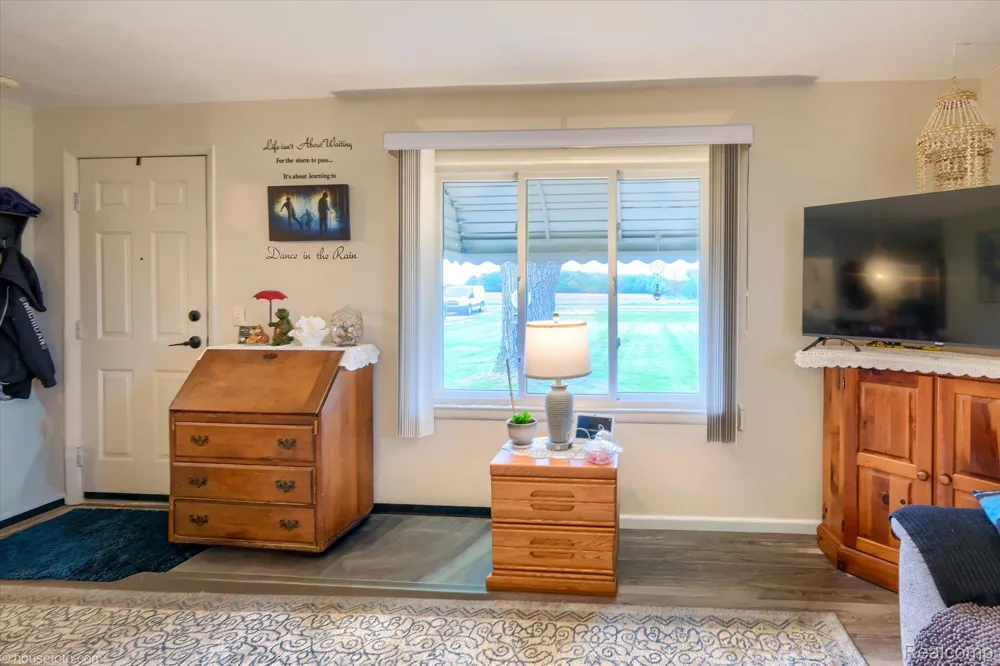 9254 Genesee Road Thetford Township, MI 48458