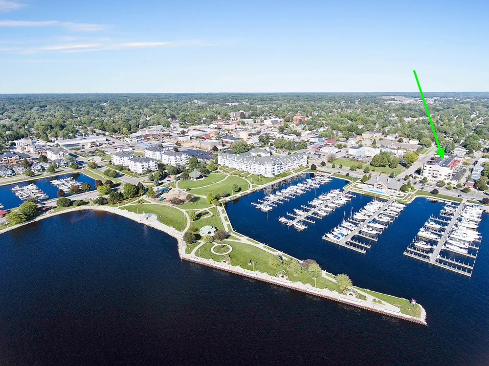 105 W Danaher Street #201 Ludington City, MI 49431