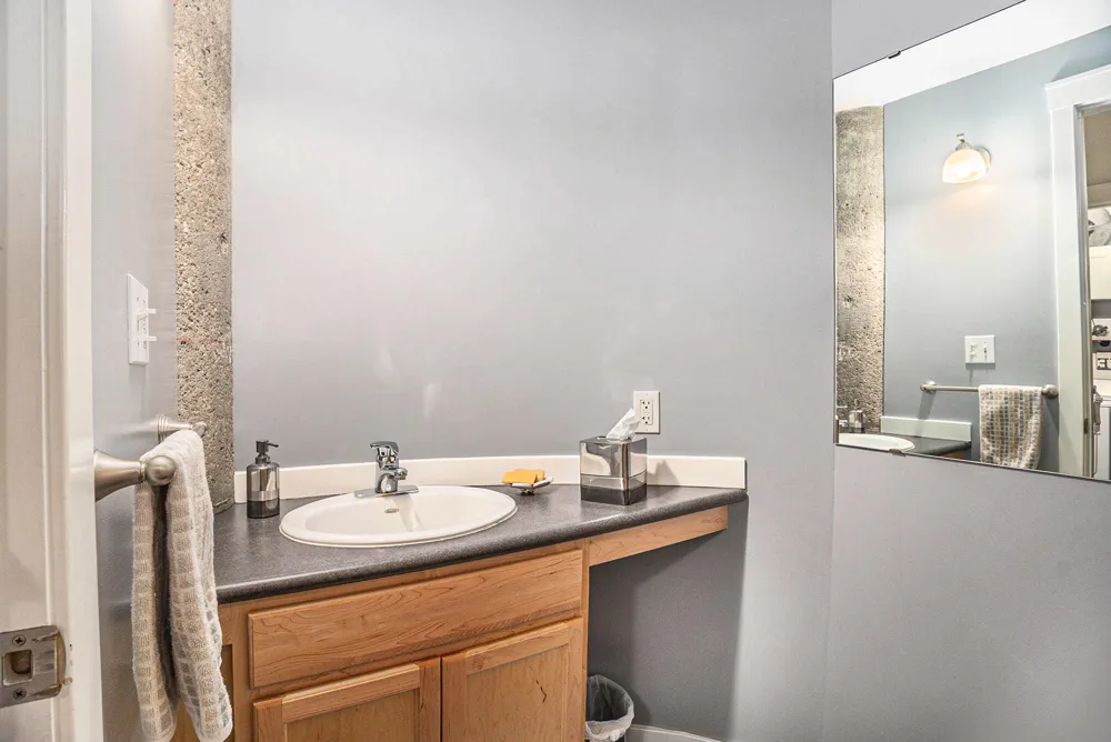 105 W Danaher Street #201 Ludington City, MI 49431