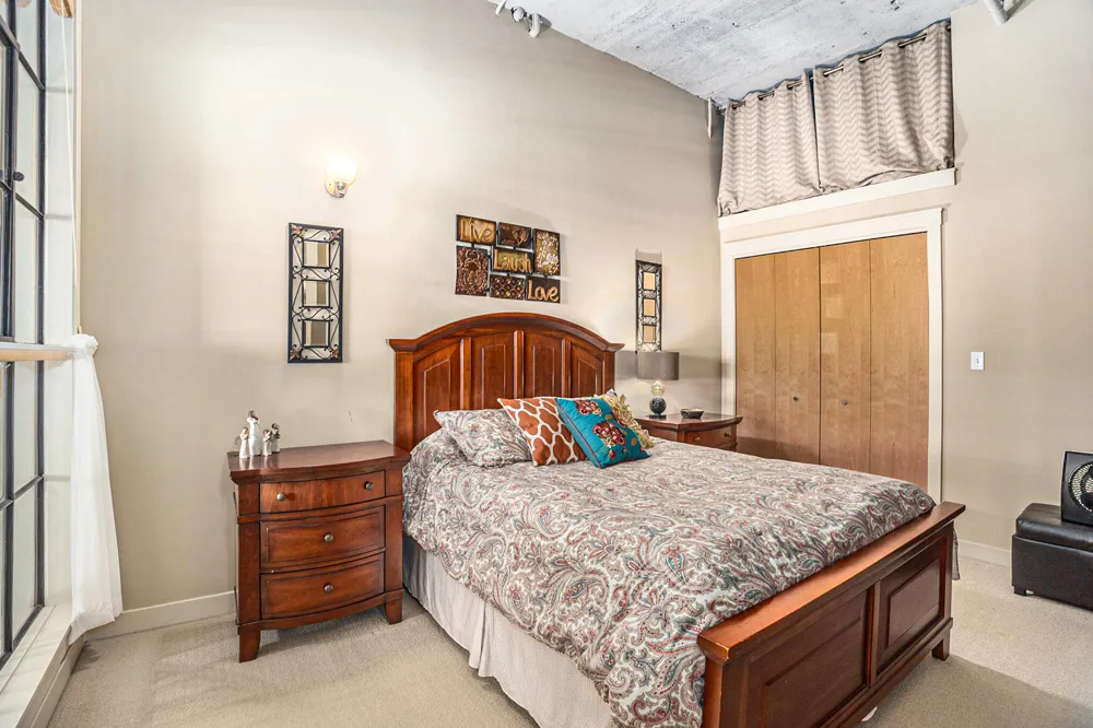 105 W Danaher Street #201 Ludington City, MI 49431