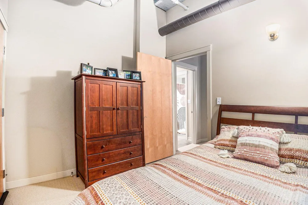 105 W Danaher Street #201 Ludington City, MI 49431
