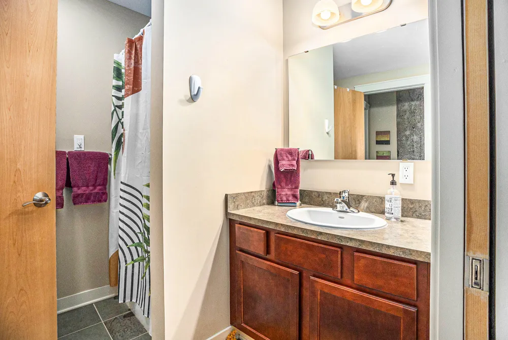 105 W Danaher Street #201 Ludington City, MI 49431