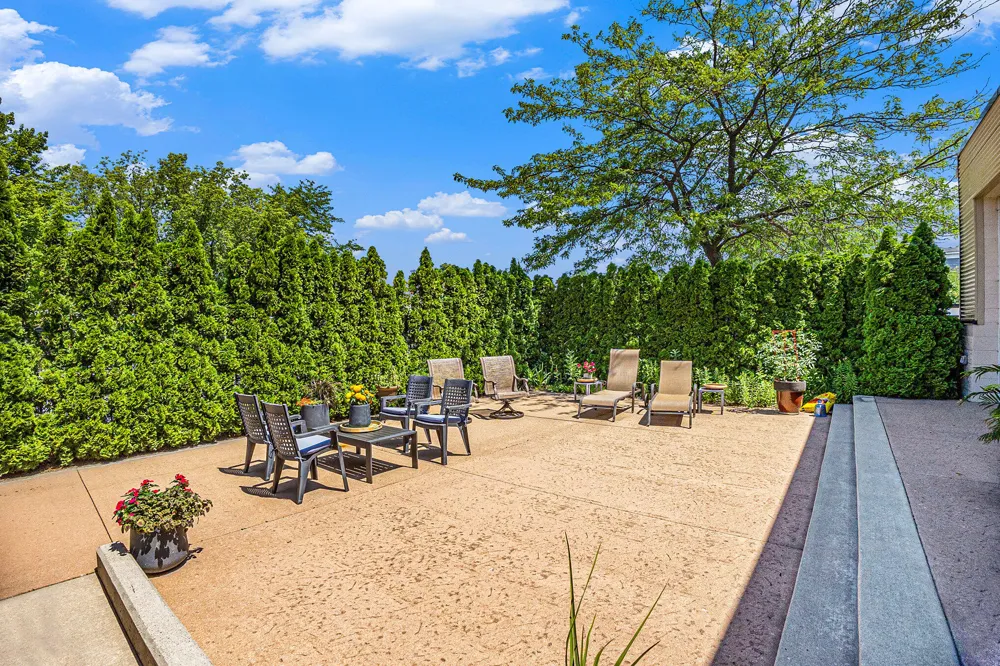 105 W Danaher Street #201 Ludington City, MI 49431