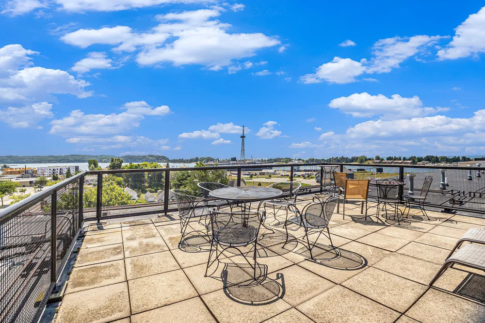 105 W Danaher Street #201 Ludington City, MI 49431