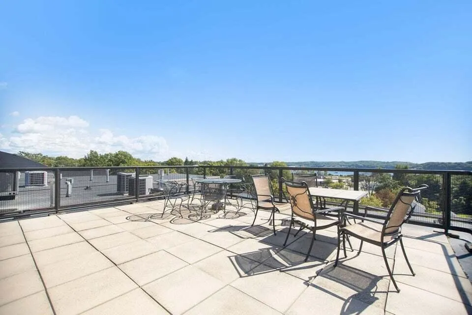 105 W Danaher Street #201 Ludington City, MI 49431