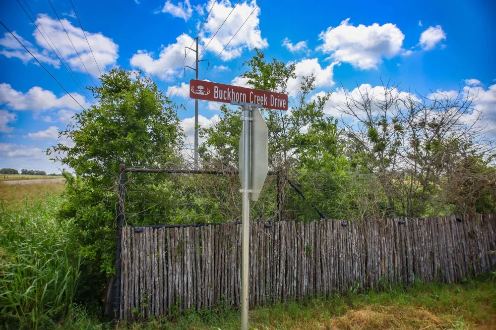 1950 Buckhorn Creek Drive Crockett, TX 75835