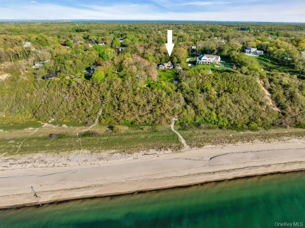 995 Red Fox Road Mattituck, NY 11952