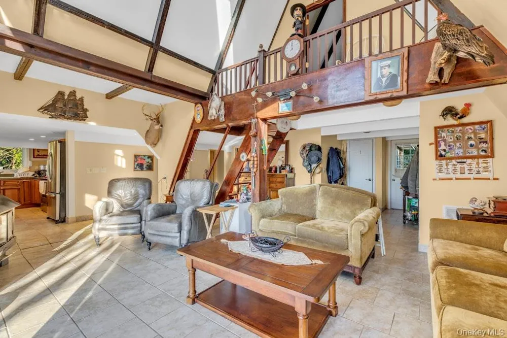 995 Red Fox Road Mattituck, NY 11952