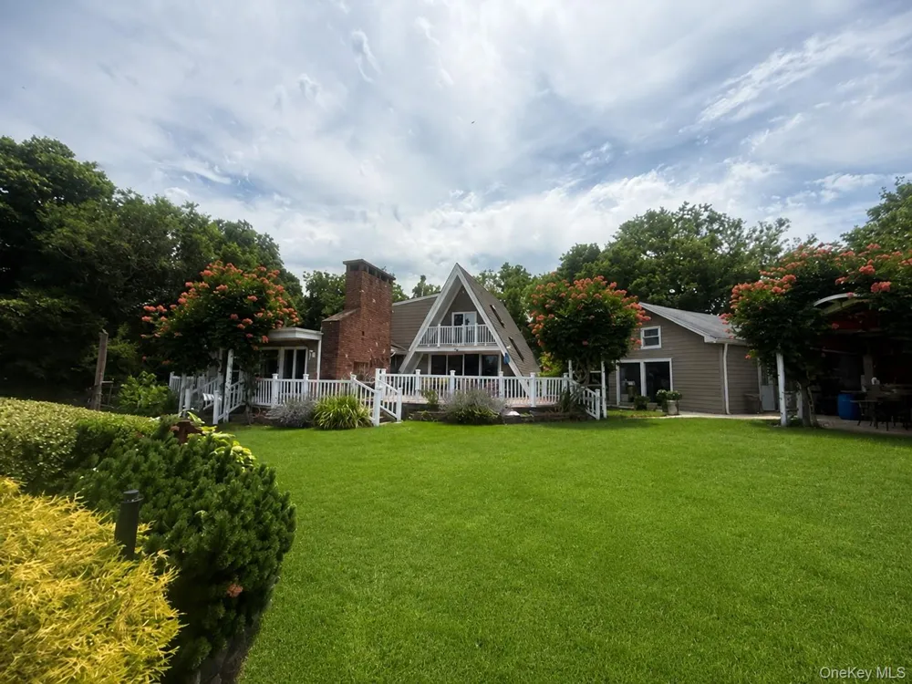 995 Red Fox Road Mattituck, NY 11952