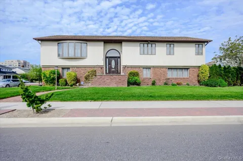 159 National Boulevard