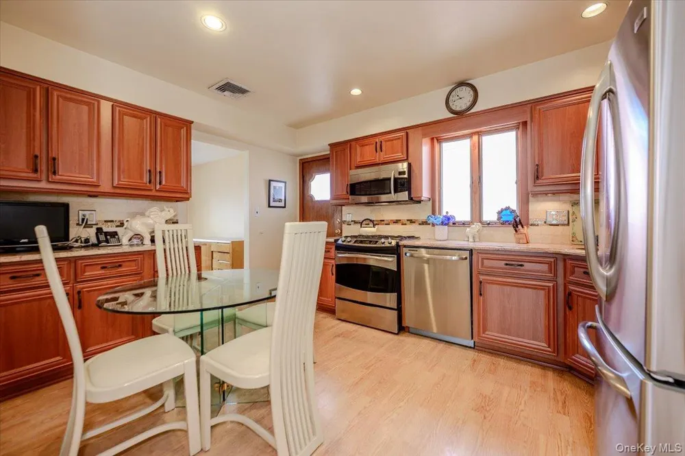 159 National Boulevard Long Beach, NY 11561