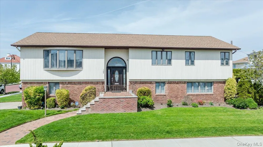 159 National Boulevard Long Beach, NY 11561