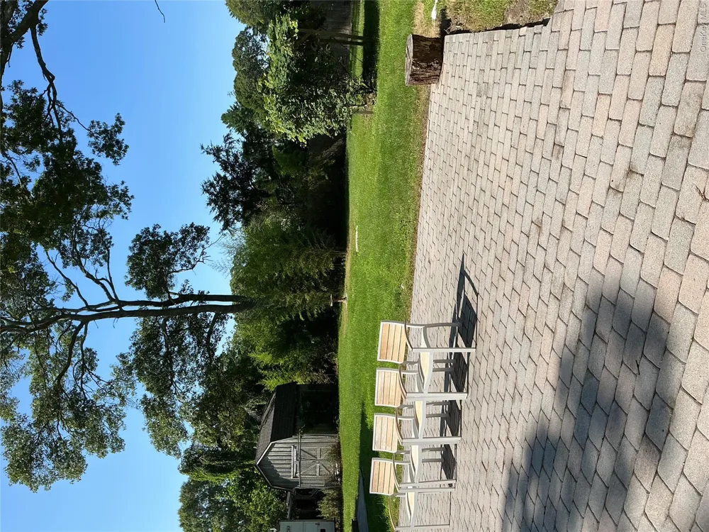 106 Lewis Road East Quogue, NY 11942