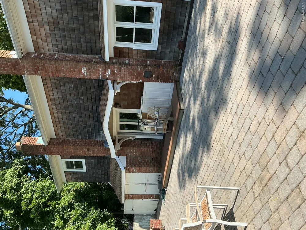 106 Lewis Road East Quogue, NY 11942