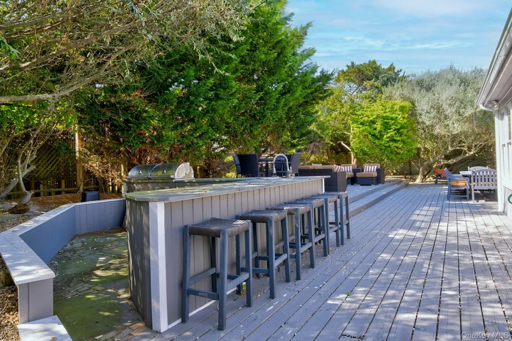 39 Sloop Walk Ocean Beach, NY 11770