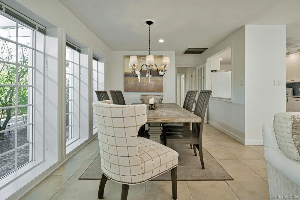 39 Sloop Walk Ocean Beach, NY 11770