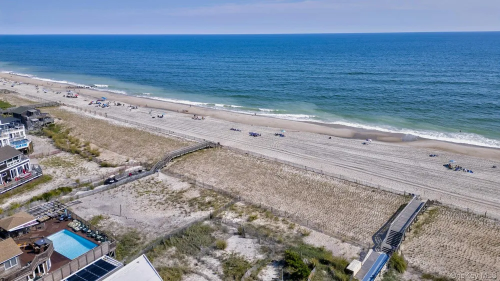 39 Sloop Walk Ocean Beach, NY 11770