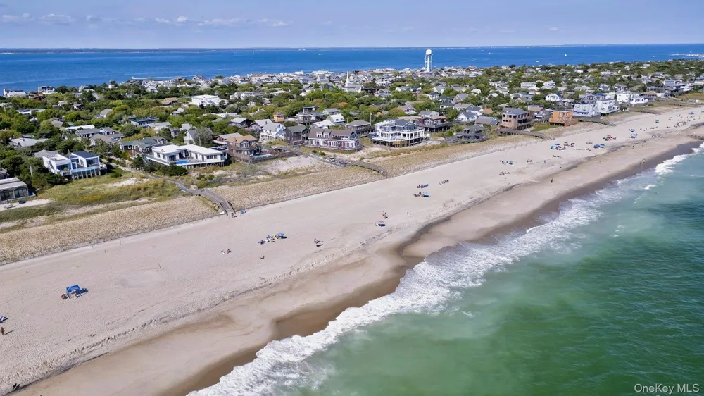 39 Sloop Walk Ocean Beach, NY 11770